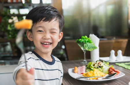 Hormone hạnh phúc giúp trẻ cao lớn - ba mẹ đã biết chưa?